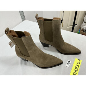 Womans NWT Dolce Vita Pull On Ankle Boots Size 9 Brown Waterproof